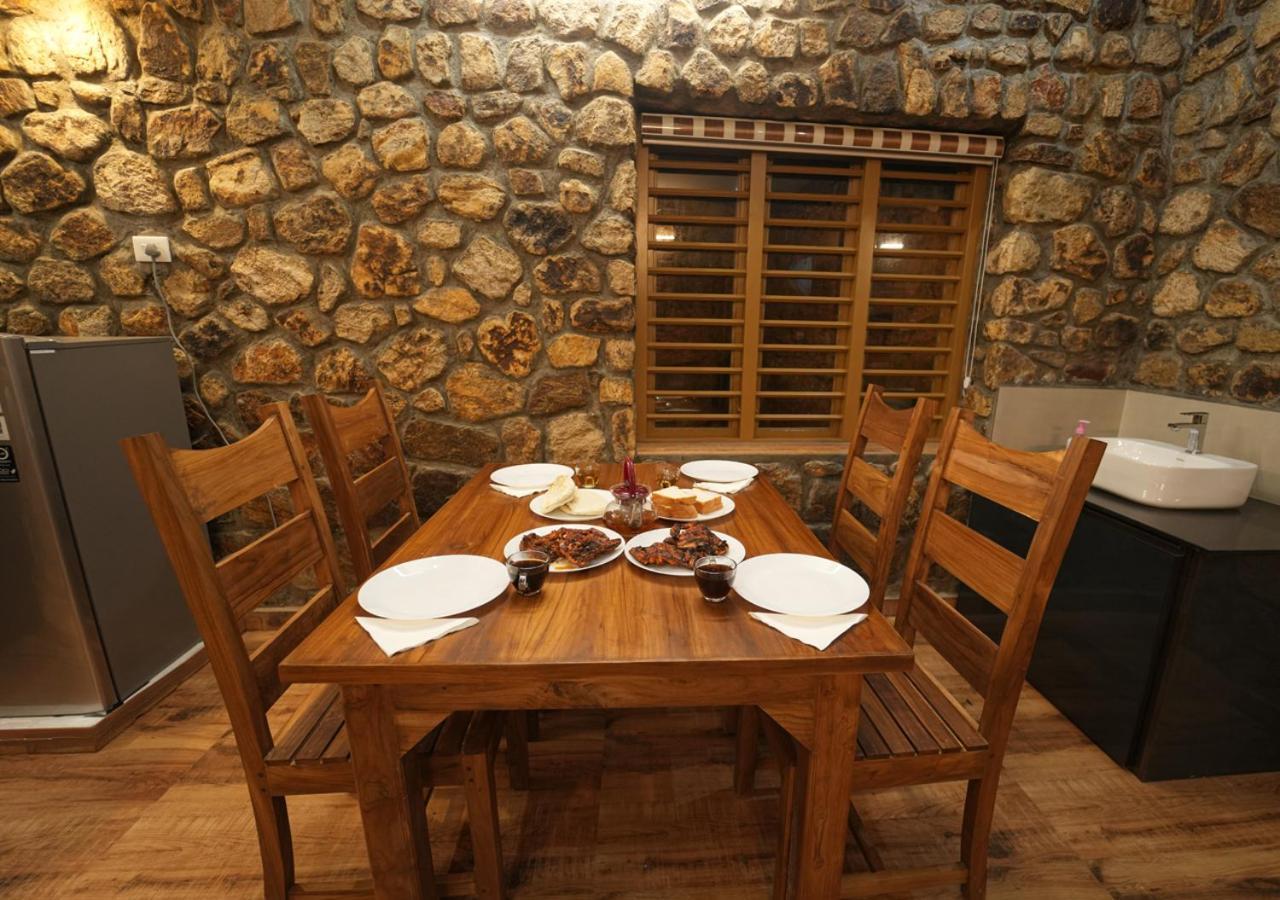 Tiyans Stone Castle Private Tea Villa Vagamon By Voye Homes מראה חיצוני תמונה