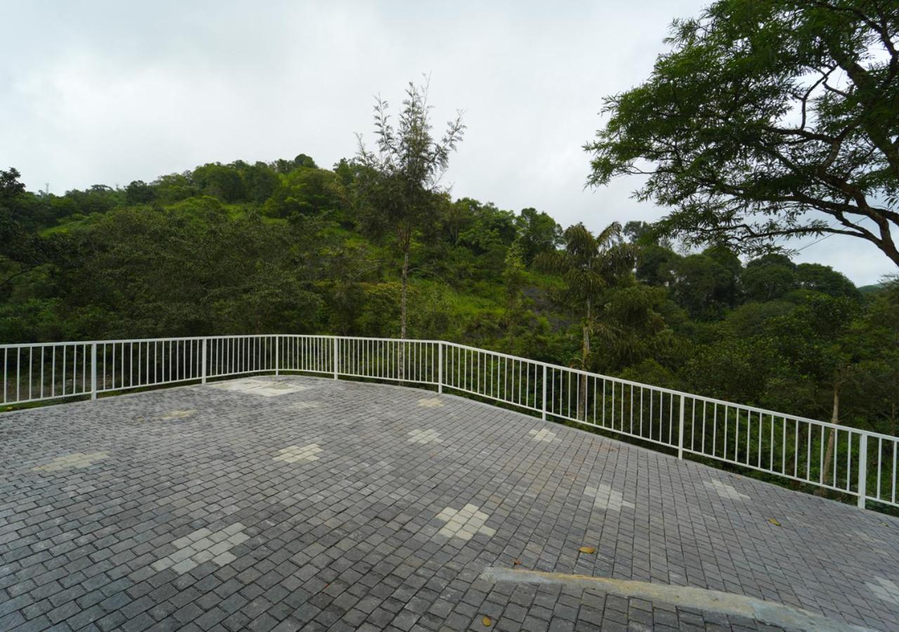 Tiyans Stone Castle Private Tea Villa Vagamon By Voye Homes מראה חיצוני תמונה