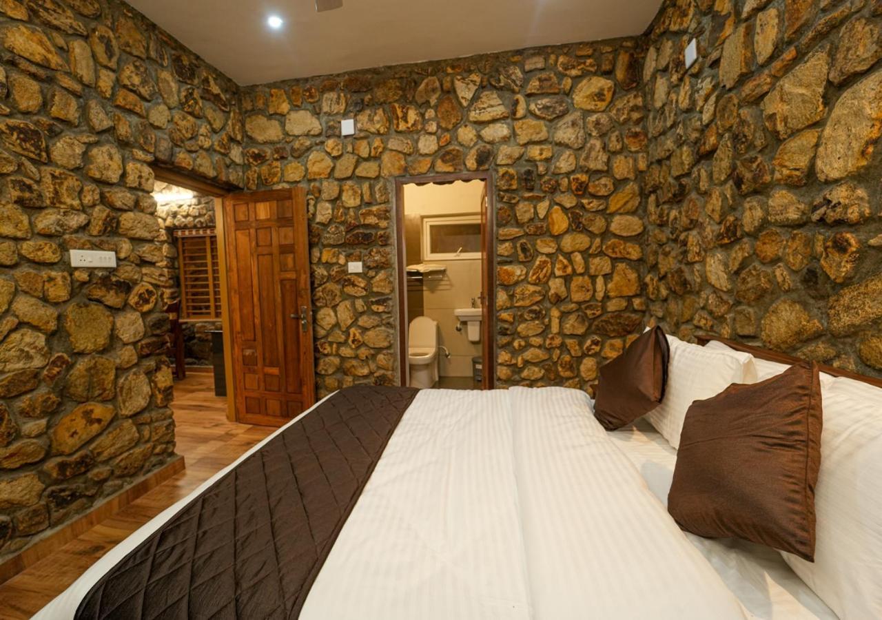 Tiyans Stone Castle Private Tea Villa Vagamon By Voye Homes מראה חיצוני תמונה