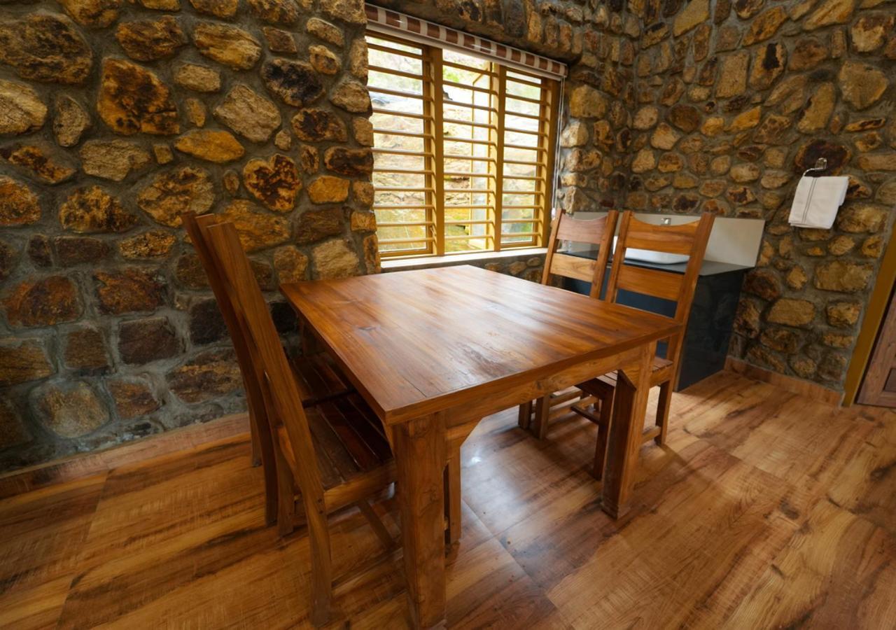 Tiyans Stone Castle Private Tea Villa Vagamon By Voye Homes מראה חיצוני תמונה